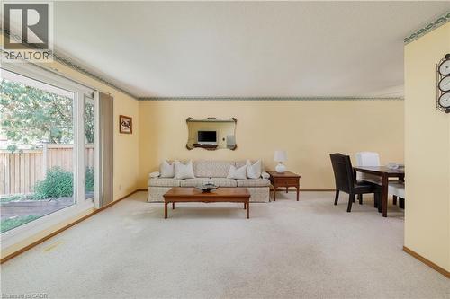 18 Osborne Crescent, Oakville, ON - Indoor