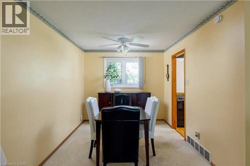 18 Osborne Crescent, Oakville, ON - Indoor