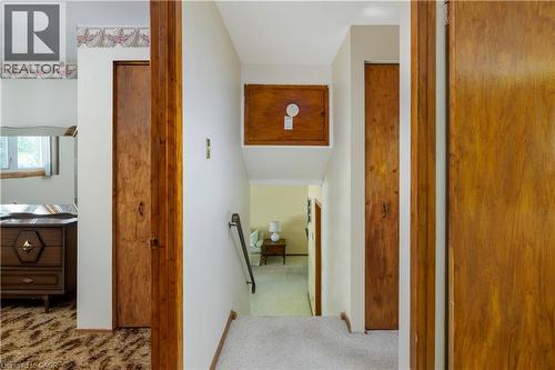 18 Osborne Crescent, Oakville, ON - Indoor Photo Showing Other Room