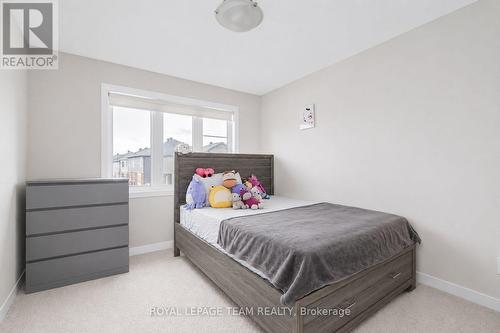 2004 Caltra Crescent, Ottawa, ON - Indoor Photo Showing Bedroom