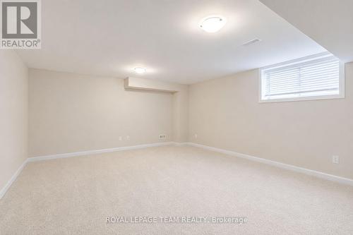 2004 Caltra Crescent, Ottawa, ON - Indoor