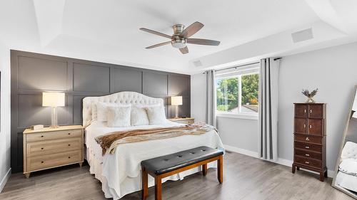 3271 Deer Ridge Court, West Kelowna, BC - Indoor Photo Showing Bedroom