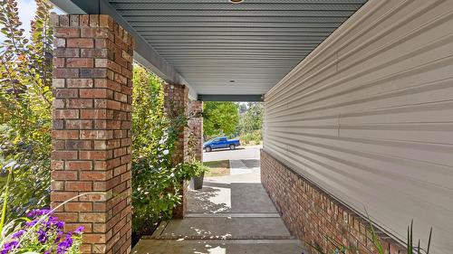 3271 Deer Ridge Court, West Kelowna, BC - Outdoor With Exterior