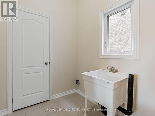 2 Wayne Allison Drive, Georgina, ON - Indoor Photo Showing Other Room