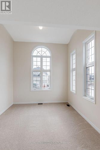 2 Wayne Allison Drive, Georgina, ON - Indoor Photo Showing Other Room