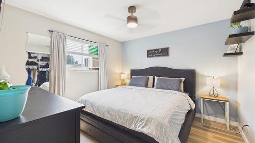 1819 2Nd Street, Cranbrook, BC - Indoor Photo Showing Bedroom