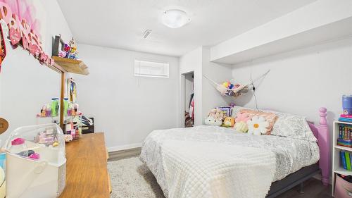 1819 2Nd Street, Cranbrook, BC - Indoor Photo Showing Bedroom