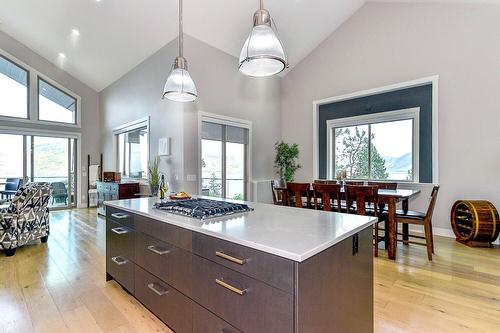1-6267 Sundstrom Court, Peachland, BC - Indoor