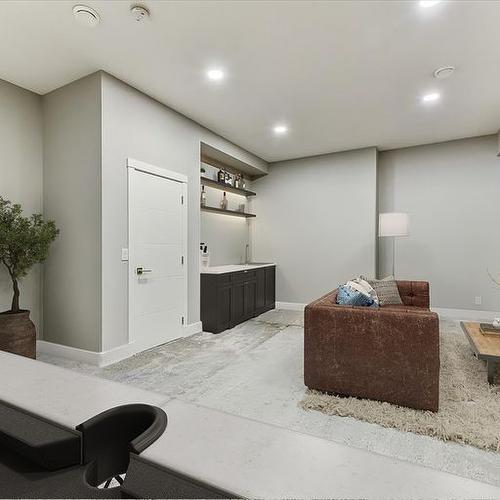 1-6267 Sundstrom Court, Peachland, BC - Indoor Photo Showing Basement