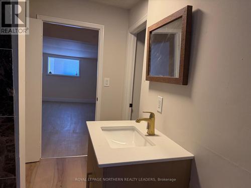 350 Belanger Avenue, Timmins (Ts - Sw), ON - Indoor Photo Showing Bathroom