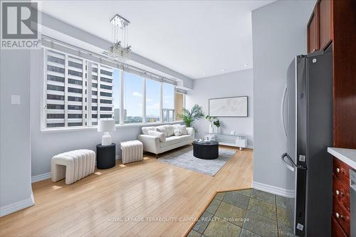 1501 - 797 Don Mills Road, Toronto, ON - Indoor Photo Showing Other Room