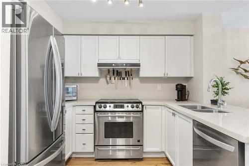 2565 Erin Centre Boulevard Unit# Ph7, Mississauga, ON - Indoor Photo Showing Kitchen With Stainless Steel Kitchen With Double Sink