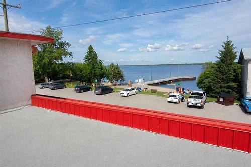 67 Park Avenue, Lac Du Bonnet, MB 