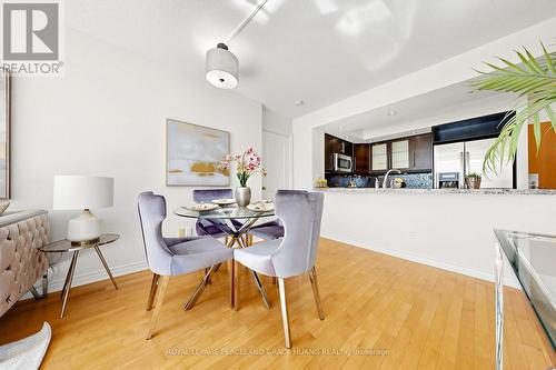 609 - 5 Rosehill Avenue, Toronto, ON - Indoor Photo Showing Dining Room