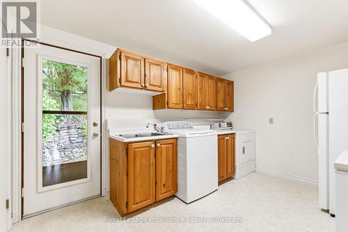 144 Elizabeth Street, Brighton, ON - Indoor Photo Showing Laundry Room