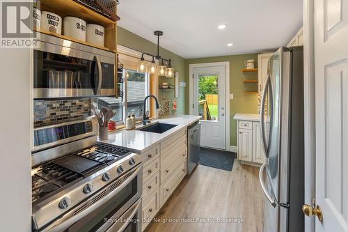 1397 Ontario Street, Cobourg, ON - Indoor Photo Showing Kitchen With Upgraded Kitchen