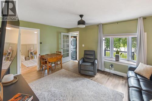 1397 Ontario Street, Cobourg, ON - Indoor Photo Showing Living Room