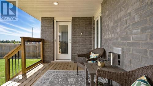 8 Melrose Court, St. Thomas, ON - Outdoor With Deck Patio Veranda With Exterior