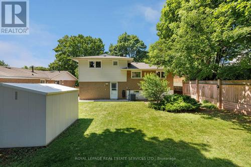 18 Osborne Crescent, Oakville, ON - Outdoor