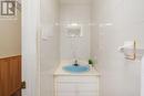 18 Osborne Crescent, Oakville, ON  - Indoor Photo Showing Bathroom 