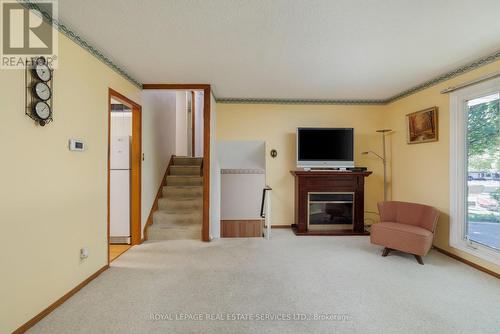 18 Osborne Crescent, Oakville, ON - Indoor With Fireplace