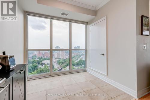1806 - 100 John Street, Brampton, ON - Indoor Photo Showing Other Room
