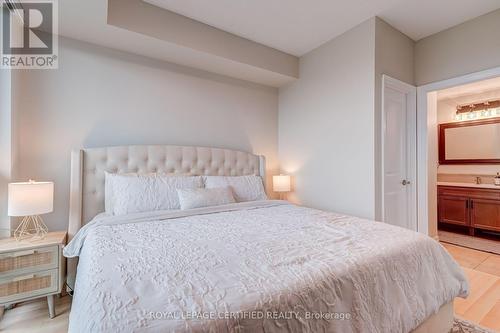 1806 - 100 John Street, Brampton, ON - Indoor Photo Showing Bedroom
