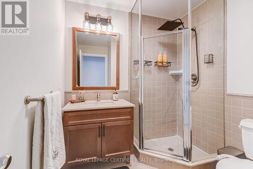 1806 - 100 John Street, Brampton, ON - Indoor Photo Showing Bathroom