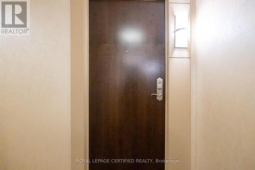 1806 - 100 John Street, Brampton, ON - Indoor Photo Showing Other Room