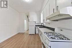 Family sized eat in kitchen - 