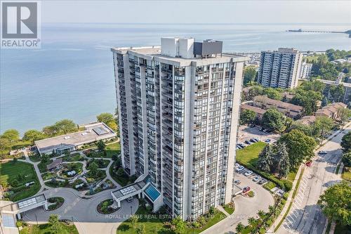1401 - 2180 Marine Drive, Oakville, ON - Outdoor With View