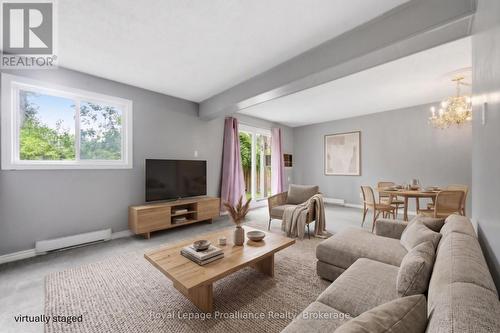 117 - 175 Haig Road, Belleville (Belleville Ward), ON - Indoor Photo Showing Living Room