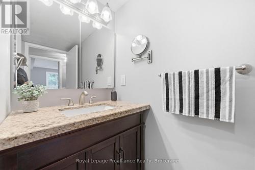 117 - 175 Haig Road, Belleville (Belleville Ward), ON - Indoor Photo Showing Bathroom