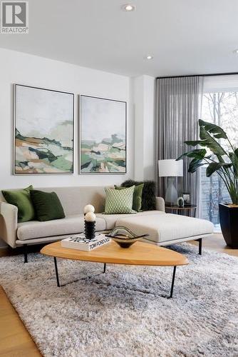 96 Summerhill Avenue, Toronto, ON - Indoor Photo Showing Living Room