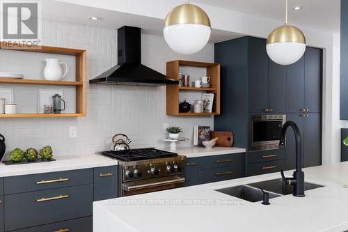 96 Summerhill Avenue, Toronto, ON - Indoor Photo Showing Kitchen With Double Sink With Upgraded Kitchen