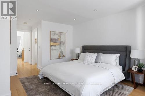 96 Summerhill Avenue, Toronto, ON - Indoor Photo Showing Bedroom