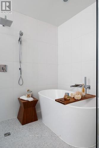 96 Summerhill Avenue, Toronto, ON - Indoor Photo Showing Bathroom