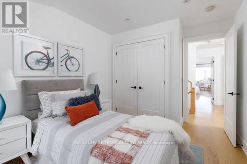 96 Summerhill Avenue, Toronto, ON - Indoor Photo Showing Bedroom
