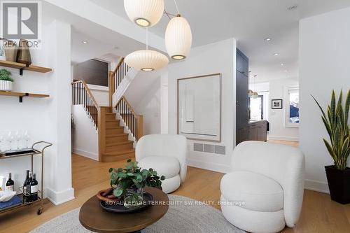 96 Summerhill Avenue, Toronto, ON - Indoor