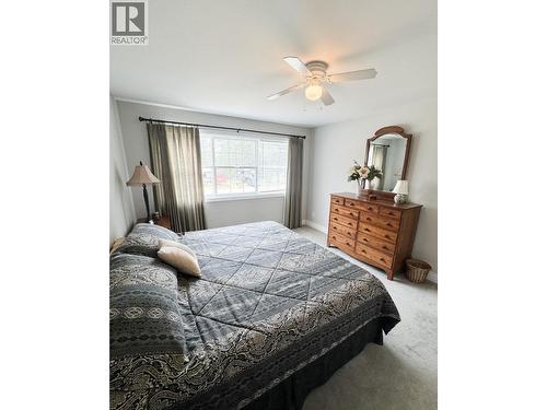 230 Prospect Drive, Grand Forks, BC - Indoor Photo Showing Bedroom