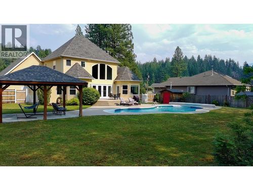 230 Prospect Drive, Grand Forks, BC - Outdoor With In Ground Pool With Backyard