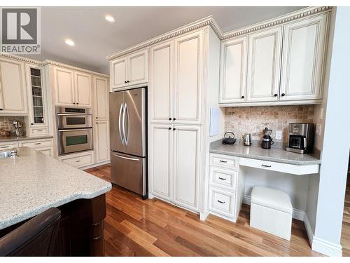 230 Prospect Drive, Grand Forks, BC - Indoor Photo Showing Kitchen
