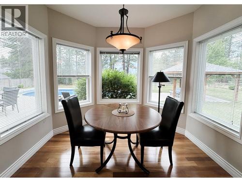 230 Prospect Drive, Grand Forks, BC - Indoor Photo Showing Dining Room