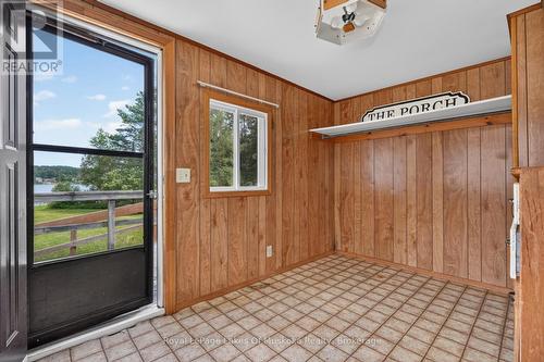Entrance way - 1857 Highway 518 E Highway, Kearney, ON - Indoor Photo Showing Other Room