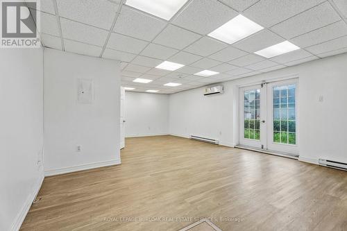 868 King Street W, Hamilton, ON 