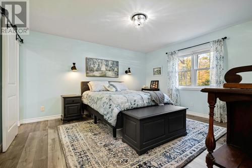 Very spacious - 17 Hagerman Court, Seguin, ON - Indoor Photo Showing Bedroom