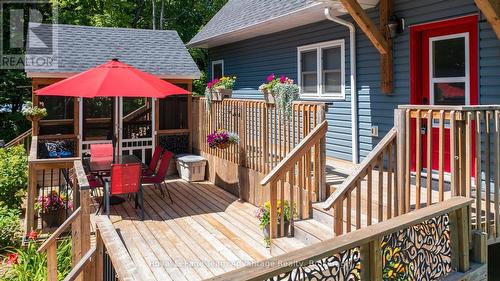 Fabulous area for entertaining - 17 Hagerman Court, Seguin, ON - Outdoor With Deck Patio Veranda