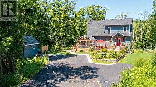 Paved driveway - 17 Hagerman Court, Seguin, ON - Outdoor