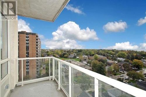1109 - 3865 Lake Shore Boulevard W, Toronto, ON - Outdoor With View