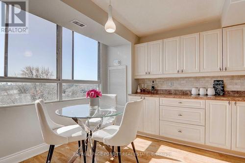 508 - 1271 Walden Circle, Mississauga, ON - Indoor Photo Showing Dining Room